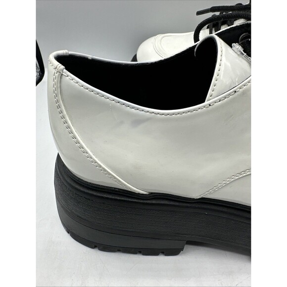 NEW MADDEN GIRL White Stripe 2" Platform Philipa Block Heel Oxford Heels 11 - Picture 4 of 11